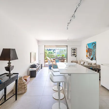 Le Paradis Avec Deux Terrasses Equipees Et Piscine *